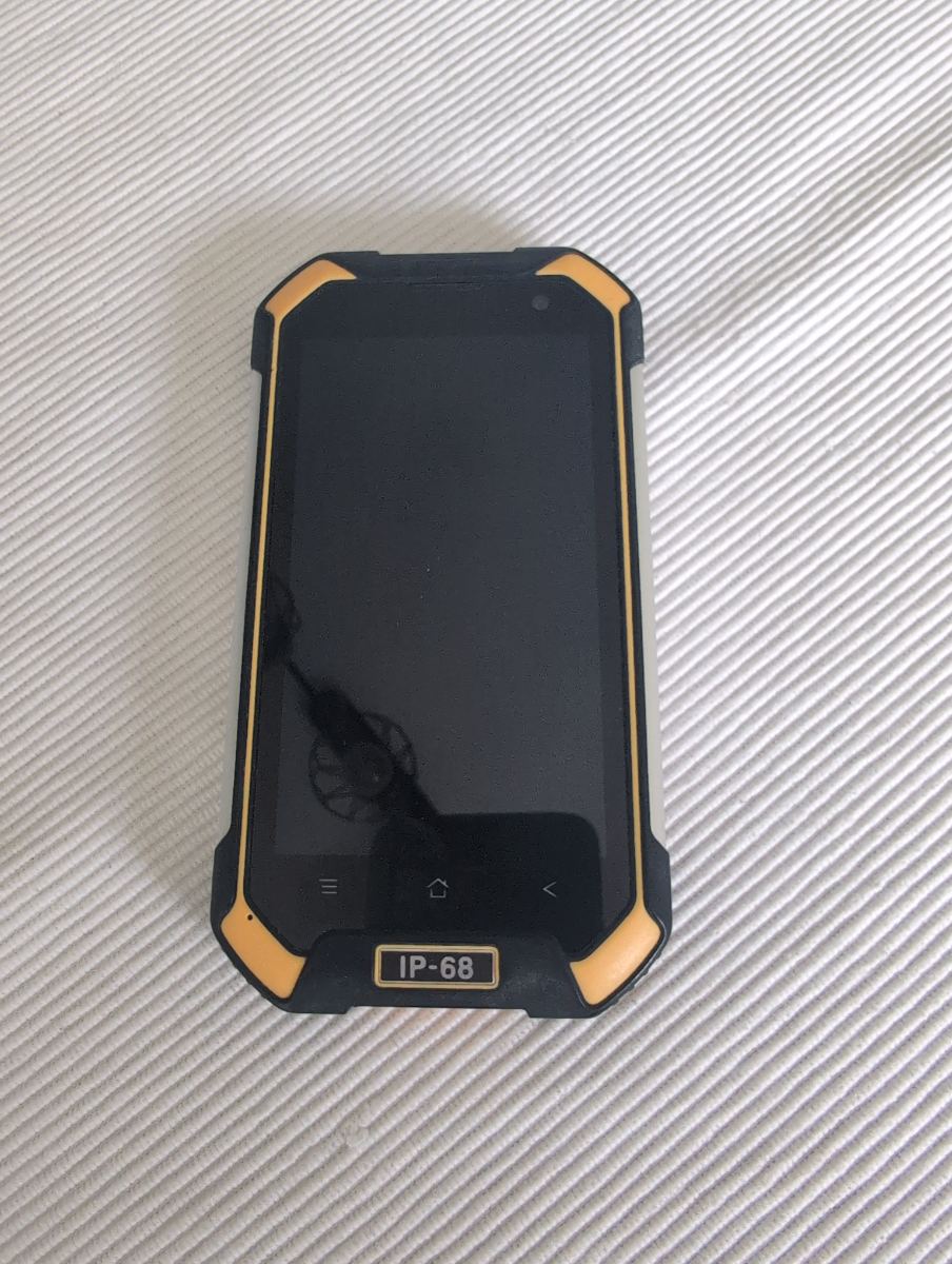 Blackview BV6000 renforcé, coloris noir et orange — Smartphone reconditionné